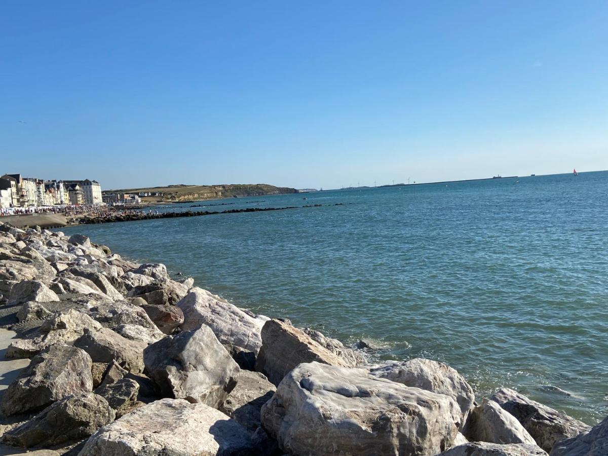 LE BON ENDROIT en bord de mer, confort vue mer et wifi Wimereux Eksteriør bilde